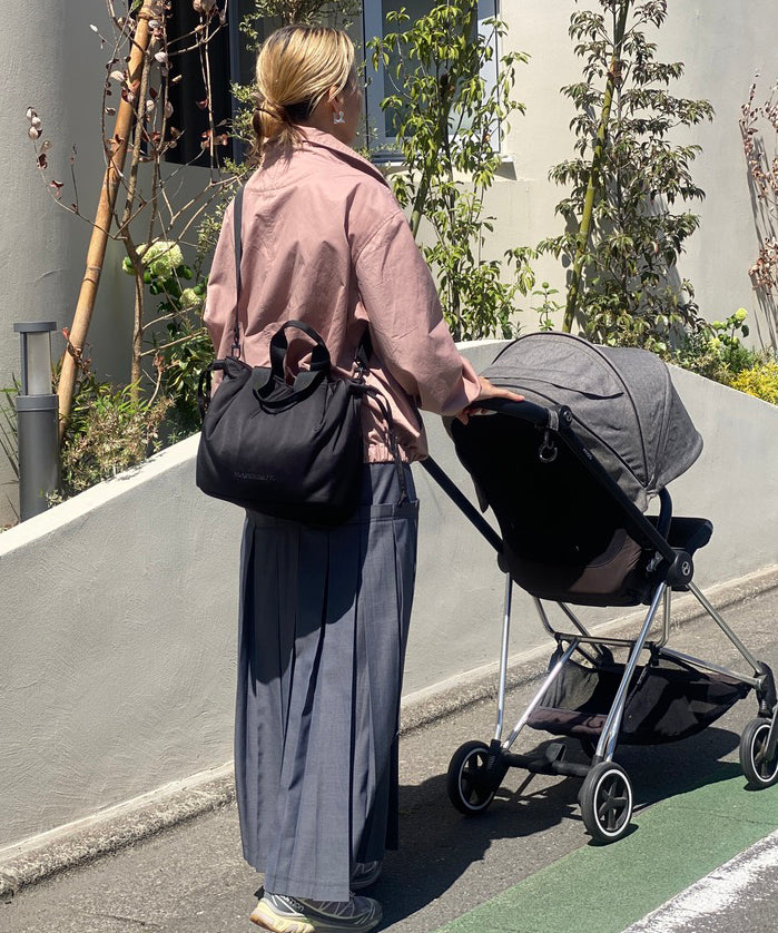 Soft Tuck Shoulder Tote Bag: S Size