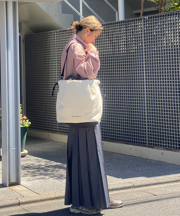 Soft Tuck Shoulder Tote Bag: M Size