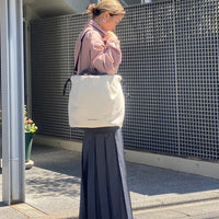 Soft Tuck Shoulder Tote Bag: M Size