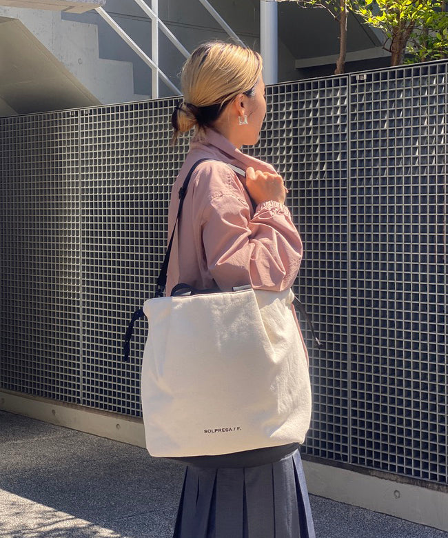 Soft Tuck Shoulder Tote Bag: M Size