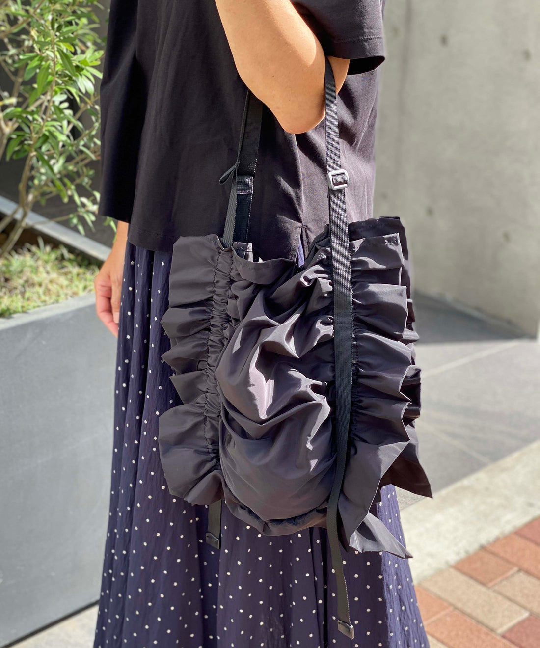 Frills Tote Bag