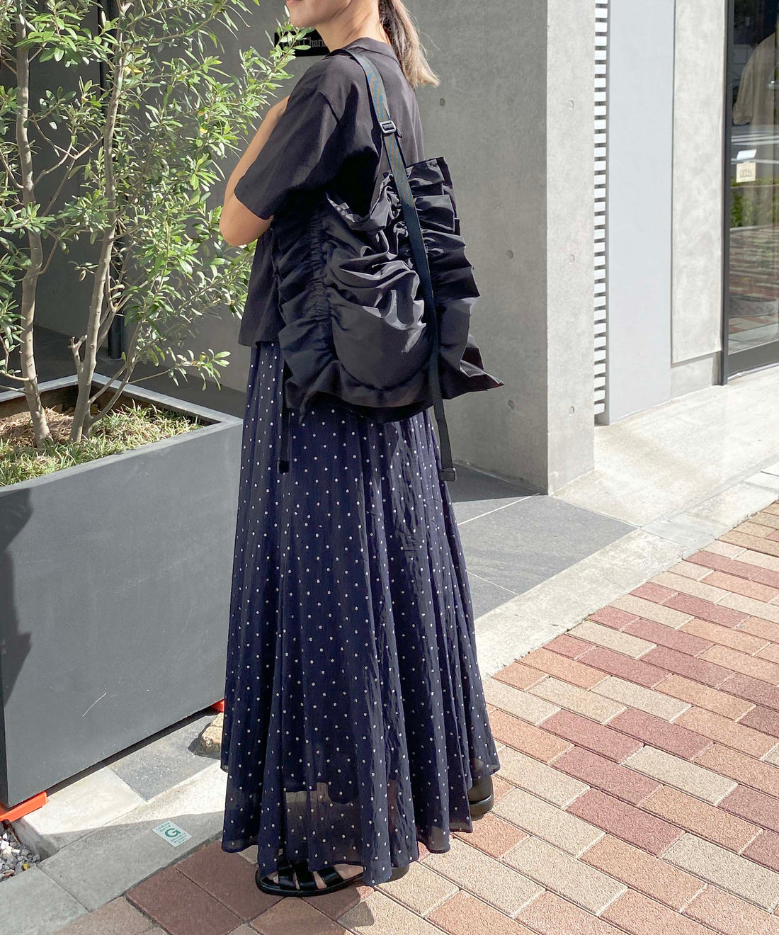Frills Tote Bag
